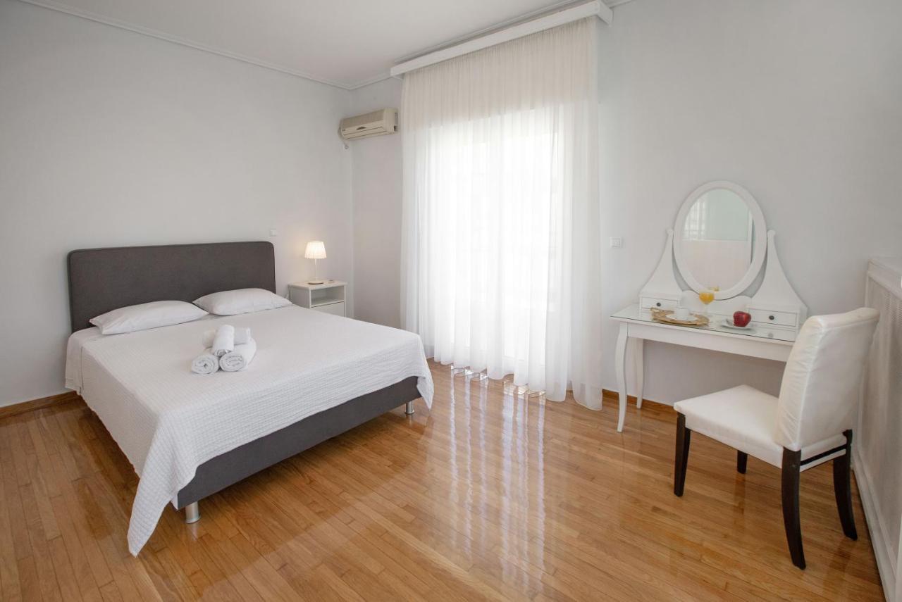 Upscale Luxury Athens Renovated Dream Home In One Of The Most Favorable Locations By National Gardens, Zoo & Hellenic Parliament In Syntagma And Stylish Exquisite Kolonaki Neighborhood エクステリア 写真
